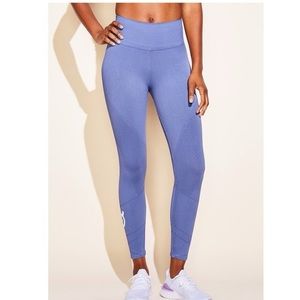 NUX Peloton Seamless Shapeshifter 7/8 Legging Size Medium